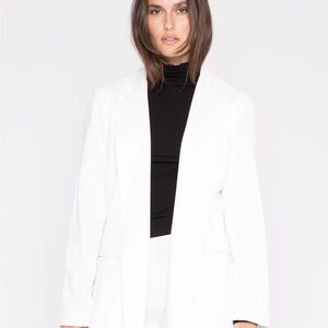Chic White Women's Blazer